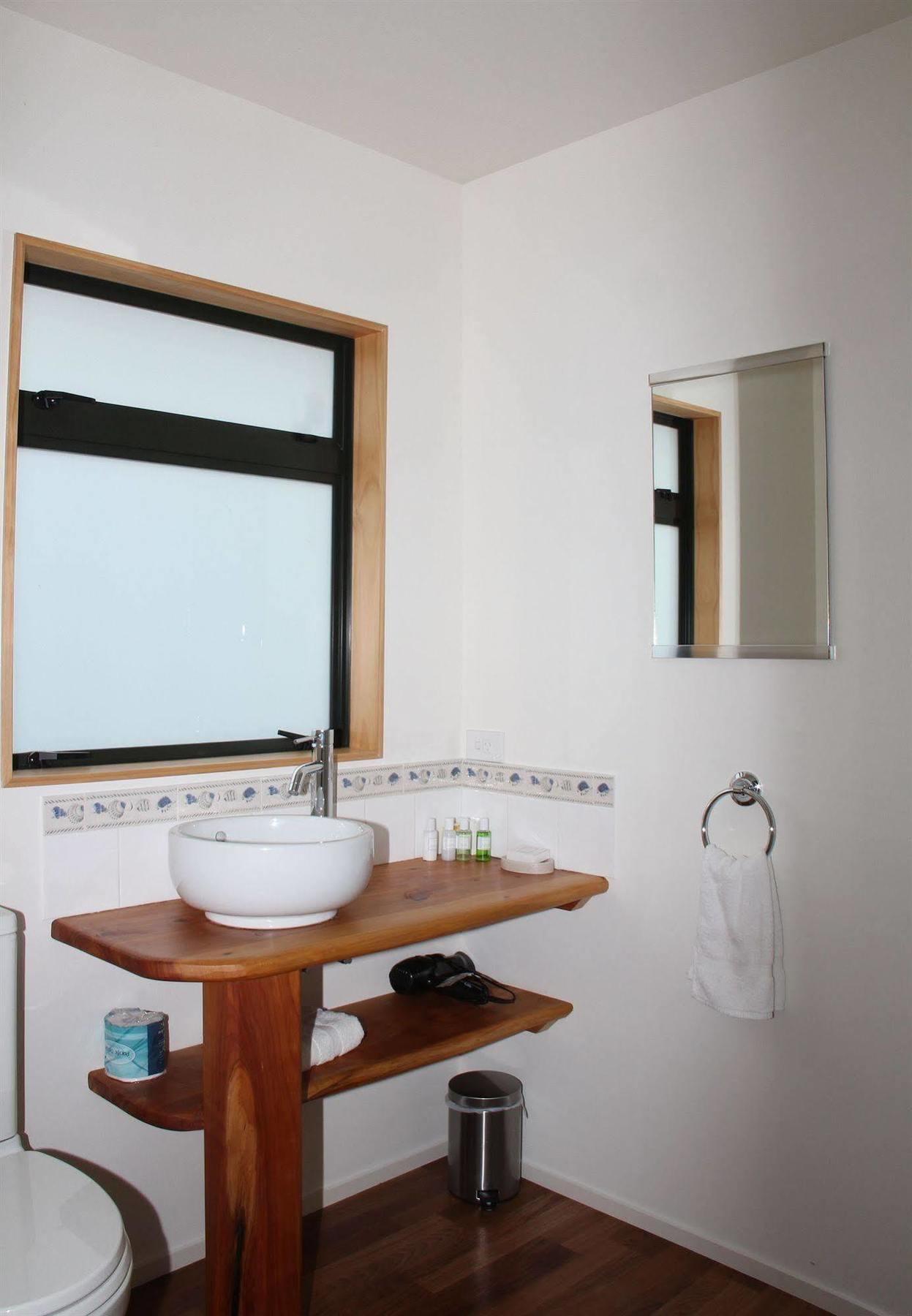 Tangiaro Retreat Villa Port Charles Ngoại thất bức ảnh